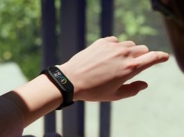 Wristband Tested to Track the People Under Lockdown