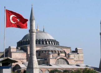 A Historical Museum Reverts To Mosque A Historical Museum Reverts To Mosque