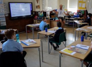 Missing School Is Worse Than Virus, Say UK’s Senior Medical Experts